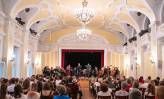 Budai Ciszterci Szent Imre Gimnázium Díszterme - Ifjú tehetségek a Weinerből