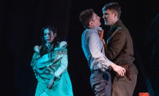 Mkuk - Udvari Kamaraszínház - A világ és a vége