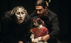 Stúdió K Színház - Rettentő görög vitéz és Karsai György beavató színháza