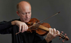 MÁV Szimfonikus Zenekar - AZ OLASZ BAROKK ÉS A BACH FIÚK - Vivaldi, Bach / Kalló Zsolt F1