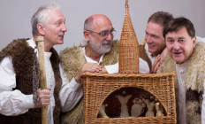 Gózon Gyula Kamaraszínház - Szabad-e bejönni ide betlehemmel? A Kaláka együttes koncertje