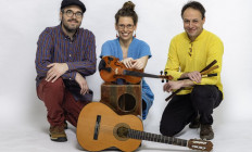 Klauzál Gábor Művelődési Központ - Manócska-Az eltáncolt papucsok