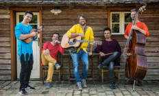 Klauzál Gábor Művelődési Központ - Maszkok, mancsok, varázslatok - Családi vasárnap a Csurgó zenekarral
