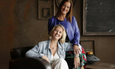 Dumaszínház - Duma Akadémia: Mezítláb az életben - Dézsi Réka és Sevcsik M. Anna előadása