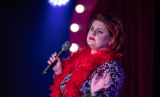 Vörös Neon Bár & Varieté - 18+ Kvízest w/ Széplábi Bori