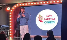 Vörös Neon Bár & Varieté - English Comedy Special with Hot Paprika Comedy