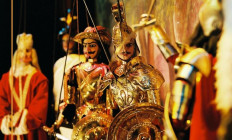 Új Színház - ORLANDO ÉS A LOVAGOK... marionett bábelőadás IX.Keresztény Színházi Fesztivál