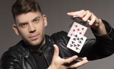 Dumaszínház - Badár Tamás önálló bűvész előadása