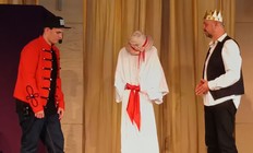 Napfényes Étterem és Rendezvényterem - János vitéz - elBeatelő költemény